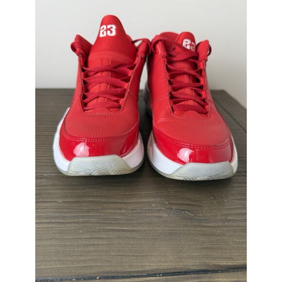 CZ4167-600 Nike Jordan Max Aura 3 University Red Sneakers Youth Sz 5.5 main image 9